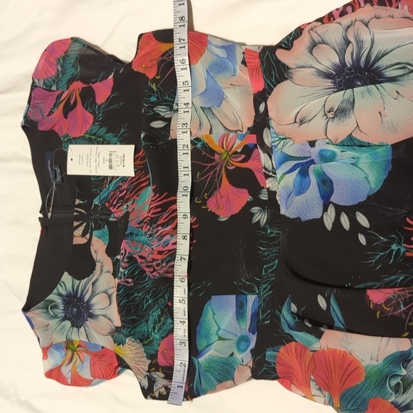 French Connection floral reef Women's chiffon dress. - Picture 6 of 11